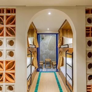 Dormitory Room Mixed